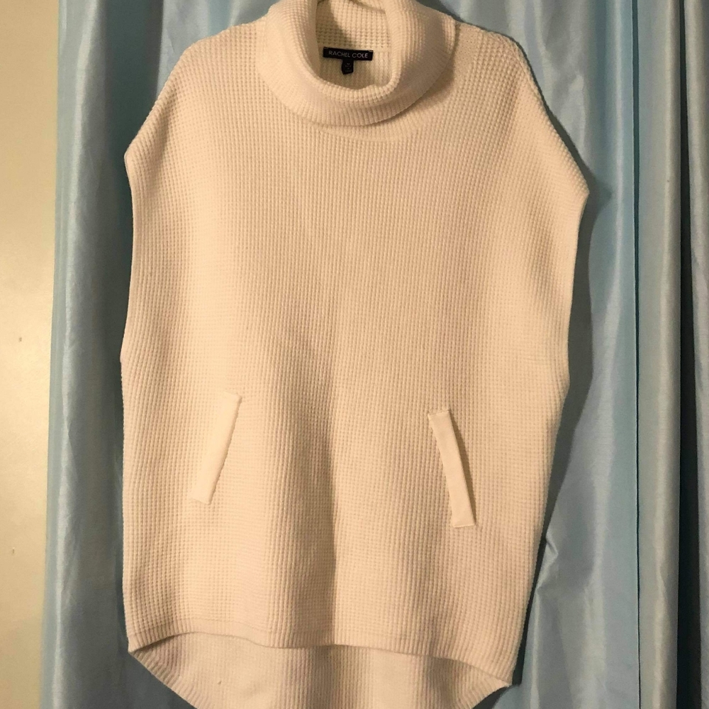 White Turleneck long sweater
